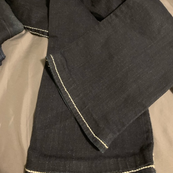 Women’s TRUE RELIGION JEANS WORN ONCE - Picture 5 of 5